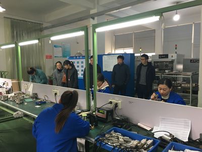 校企互動,積極探索深度合作新模式